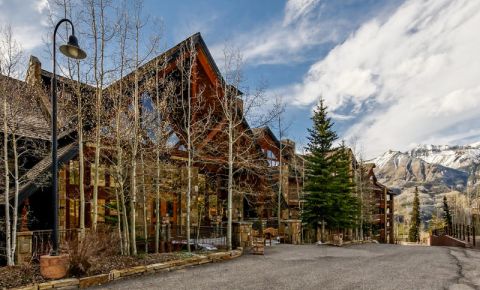 4 bed 4 bath Condo $45,000