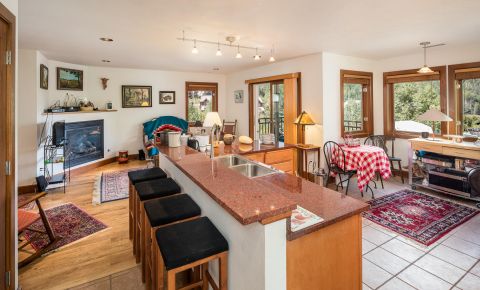 2 bed 2 bath Condo $340,000