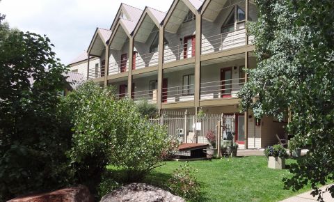 1 bed 1 bath Condo $379,000