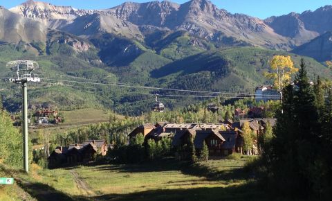 1 bed 1 bath Condo $219,000