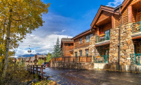 2 bed 2 bath Condo $380,500