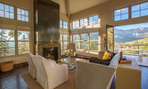 4 bed 4 bath Condo $2,695,000