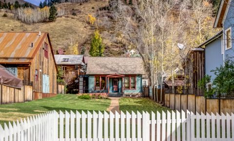 2 bed 3 bath Home $3,350,000