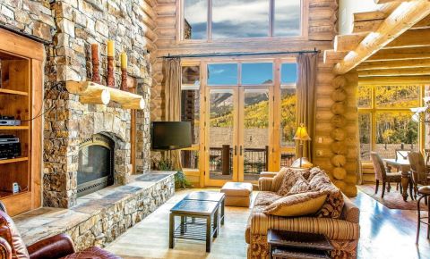 3 bed 4 bath Condo $1,495,000