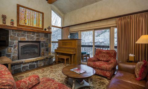 3 bed 3 bath Condo $1,379,000