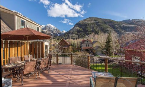 3 bed 3 bath Home $1,795,000