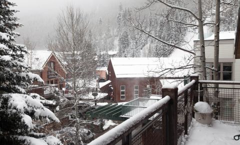 2 bed 2 bath Condo $749,000