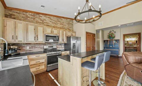 4 bed 3 bath Home $950,000