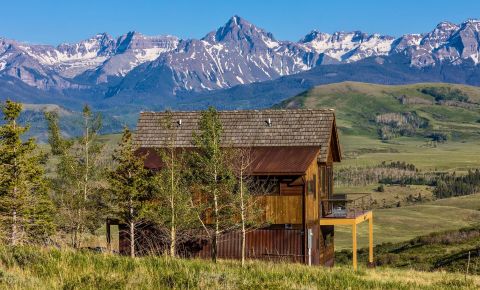 2 bed 2 bath Home $1,900,000