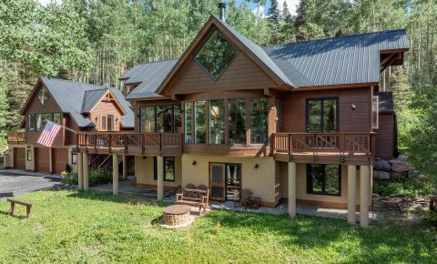 4 bed 5 bath Home $3,200,000