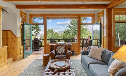 3 bed 3 bath Condo $3,300,000