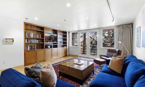 2 bed 2 bath Condo $2,600,000