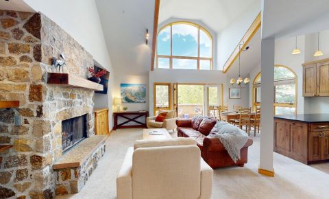 3 bed 3 bath Condo $2,875,000