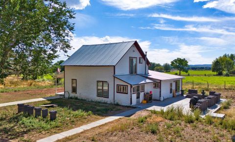 3 bed 2 bath Home $499,000