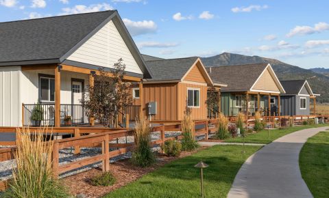 2 bed 2 bath Home $660,000