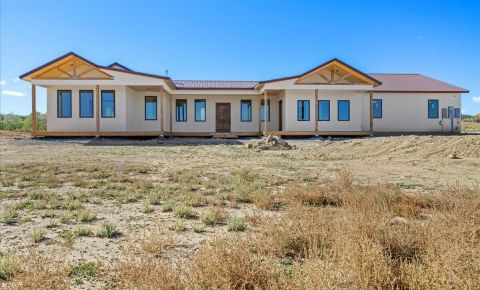 4 bed 3 bath Home $1,200,000