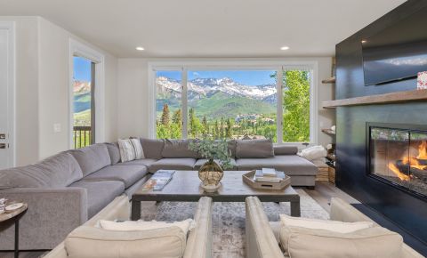 3 bed 2 bath Condo $3,295,000