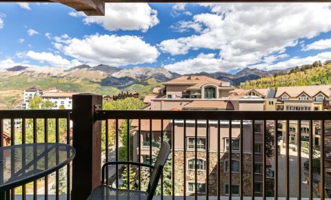 2 bed 3 bath Condo $3,395,000