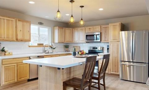 3 bed 2 bath Home $575,000