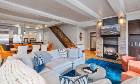 4 bed 4 bath Condo $8,200,000